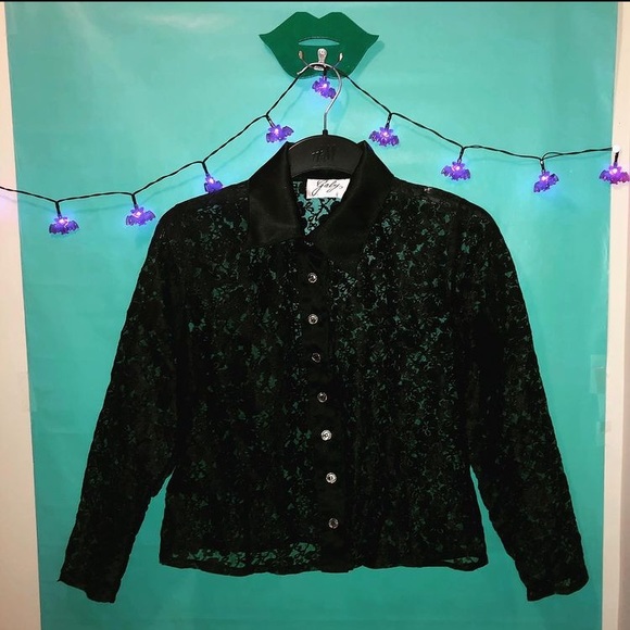 Lace button up - Picture 2 of 4
